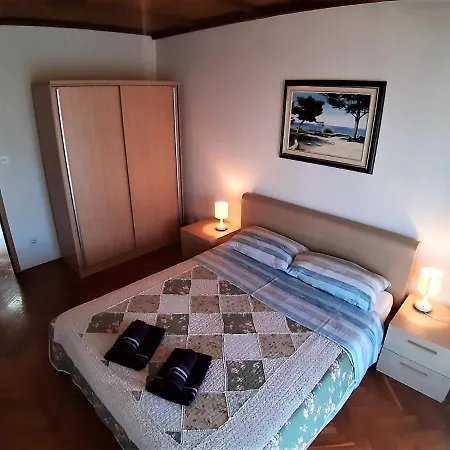 Apt Mirella Apartment Rovinj Exterior photo