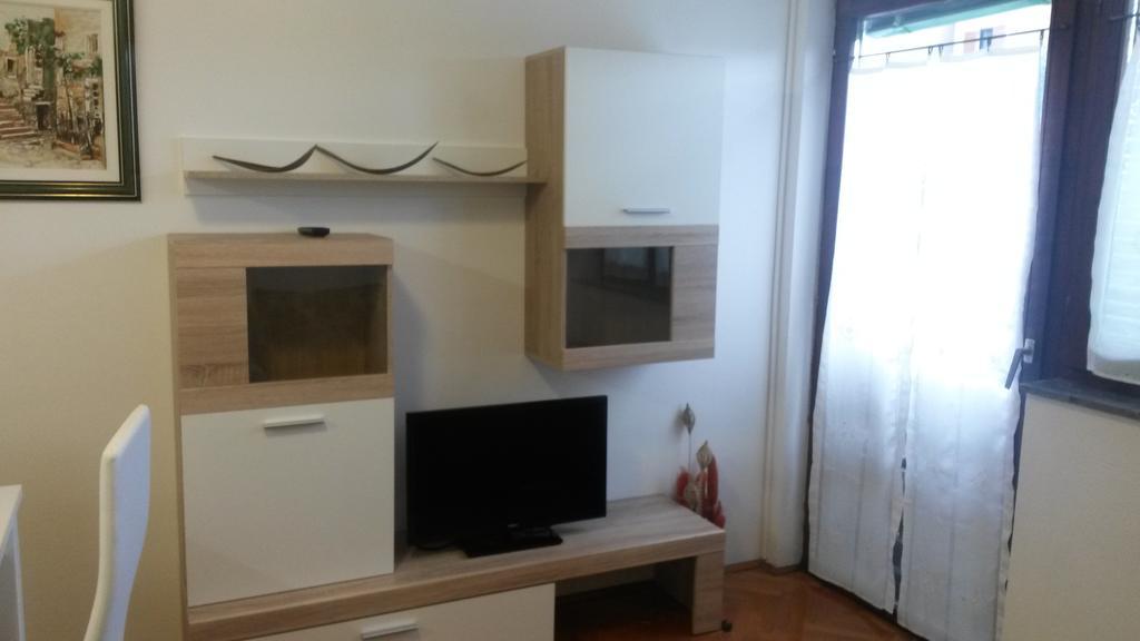 Apartment Mirella *